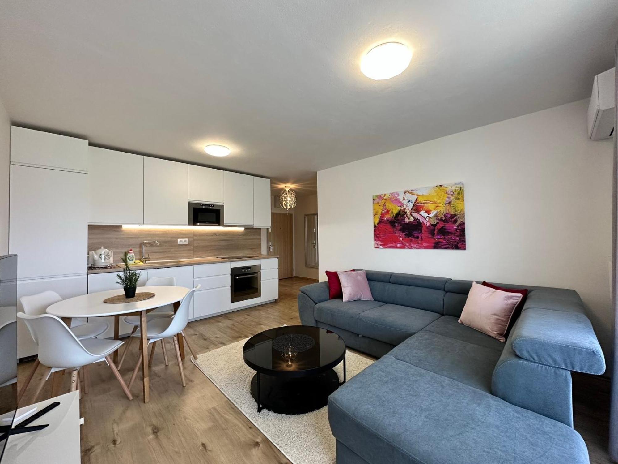 Novozariadeny Apartman Pri Starom Moste Pressburg Exterior foto